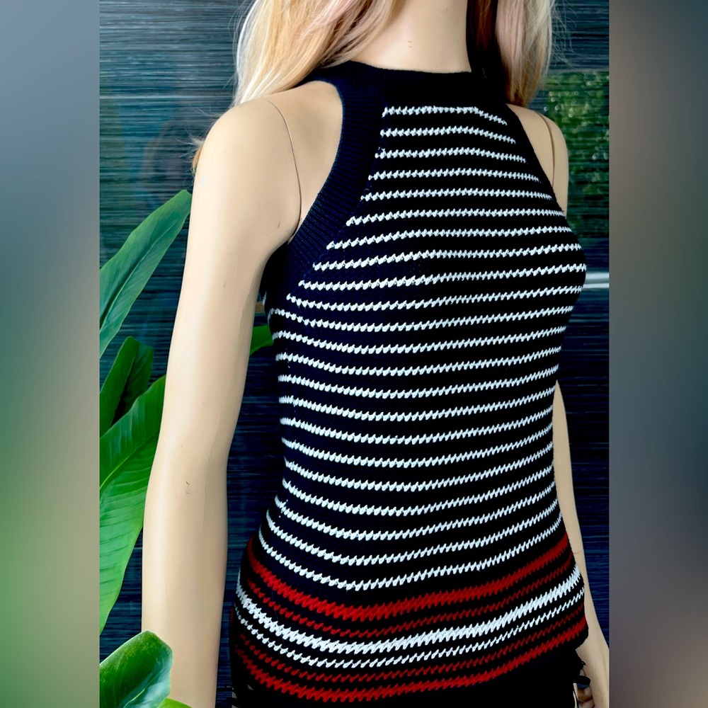 Tommy Hilfiger EUC Women’s Sleeveless Sweater Tank Top Sweater  XS/TP/XP